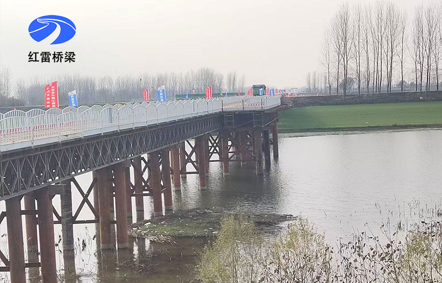沈丘至卢氏高速沈丘至遂平段钢栈桥及钢平台工1.jpg